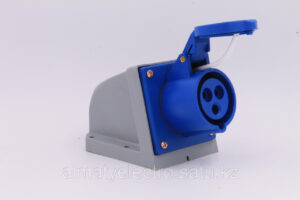 Силовая розетка N123 32A 3P IP44